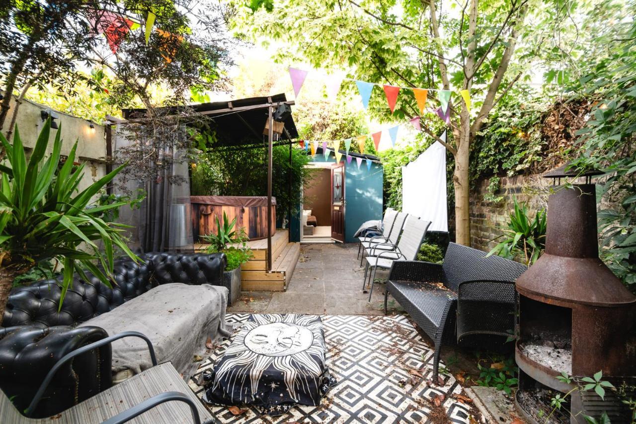 Double Room W/Projector & Garden Hot Tub ลอนดอน ภายนอก รูปภาพ
